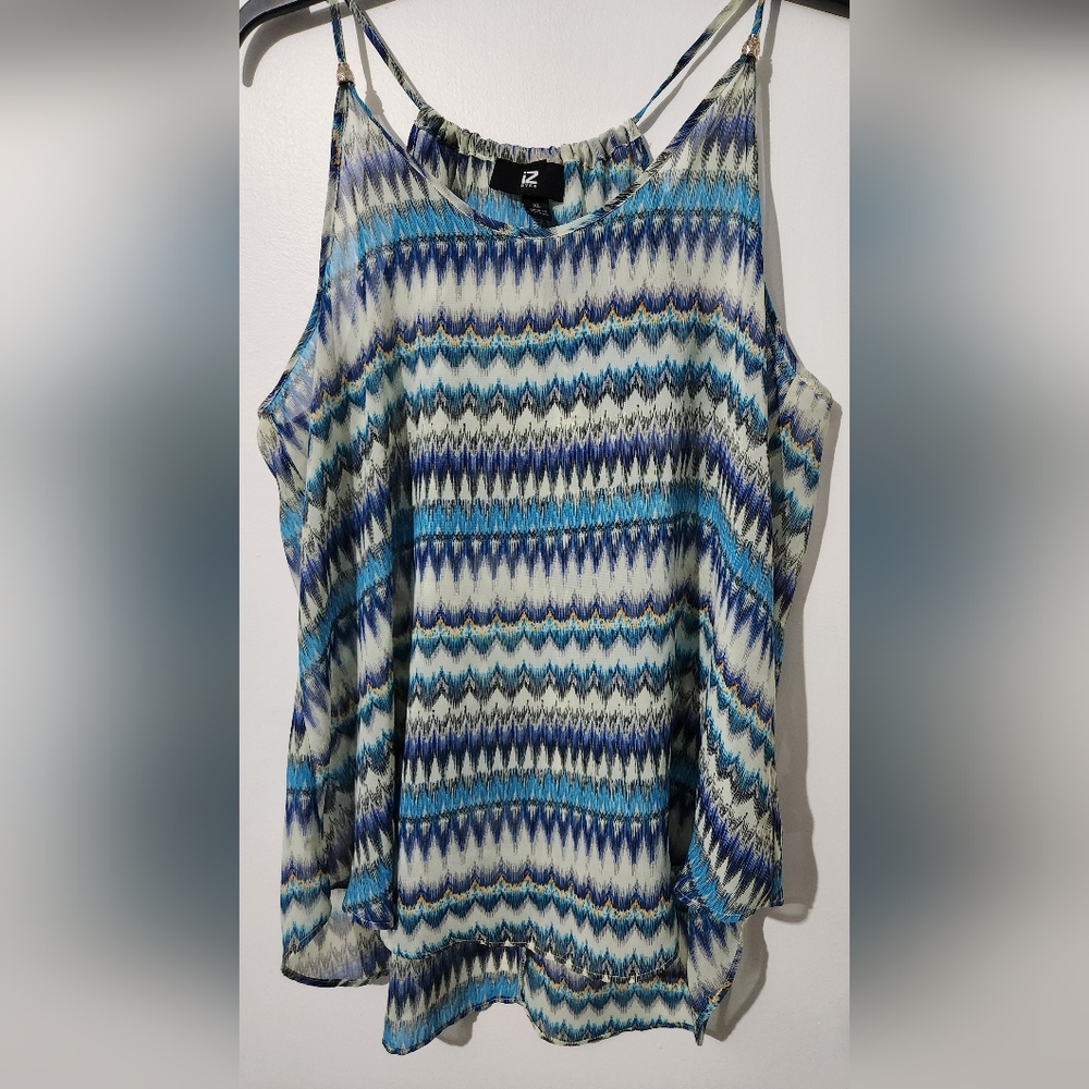 XL tank top